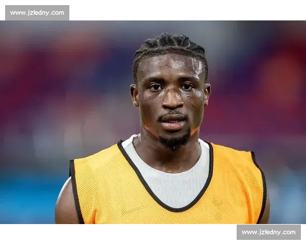 库杜斯：奥科查的魔幻舞步与孙兴慜的职业标杆如何塑造我的足球哲学