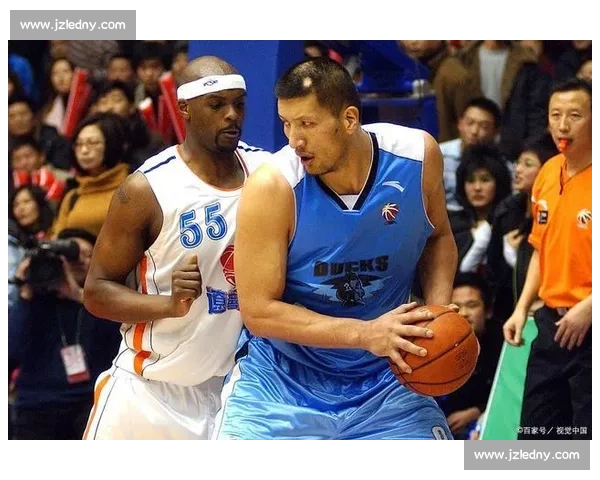 巴特尔正面对决奥尼尔两代中锋力量与智慧的巅峰碰撞篮球史上的中锋传奇