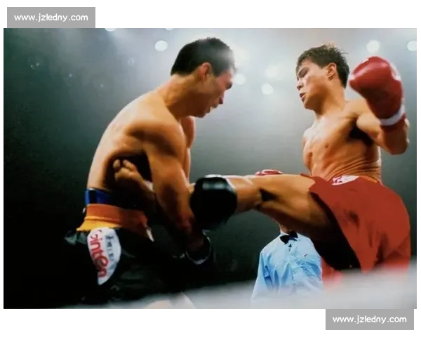 希腊小光头对决柳海龙巅峰硬碰硬引爆中外格斗话题全网热议传奇一战