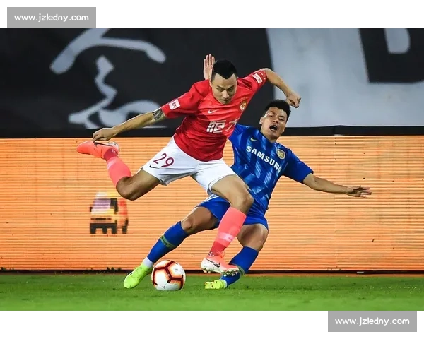 恒大vs江苏苏宁完整回顾中超巅峰对决关键进球与赛场风云全纪录 恒大vs江苏苏宁完整回顾中超巅峰对决关键进球与赛场风云全纪录